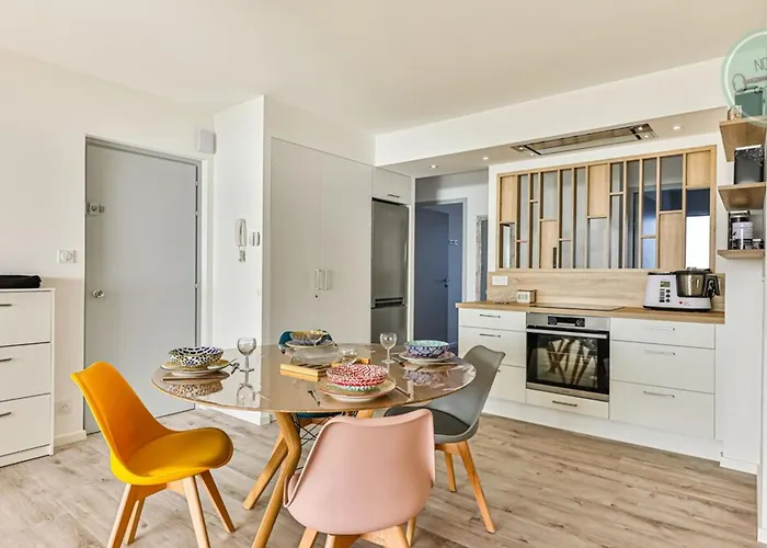 Les Tamaris De L Atlantide * Les Bussolleries