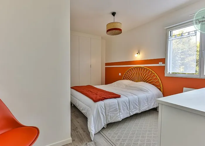 Les Tamaris De L Atlantide * Les Bussolleries